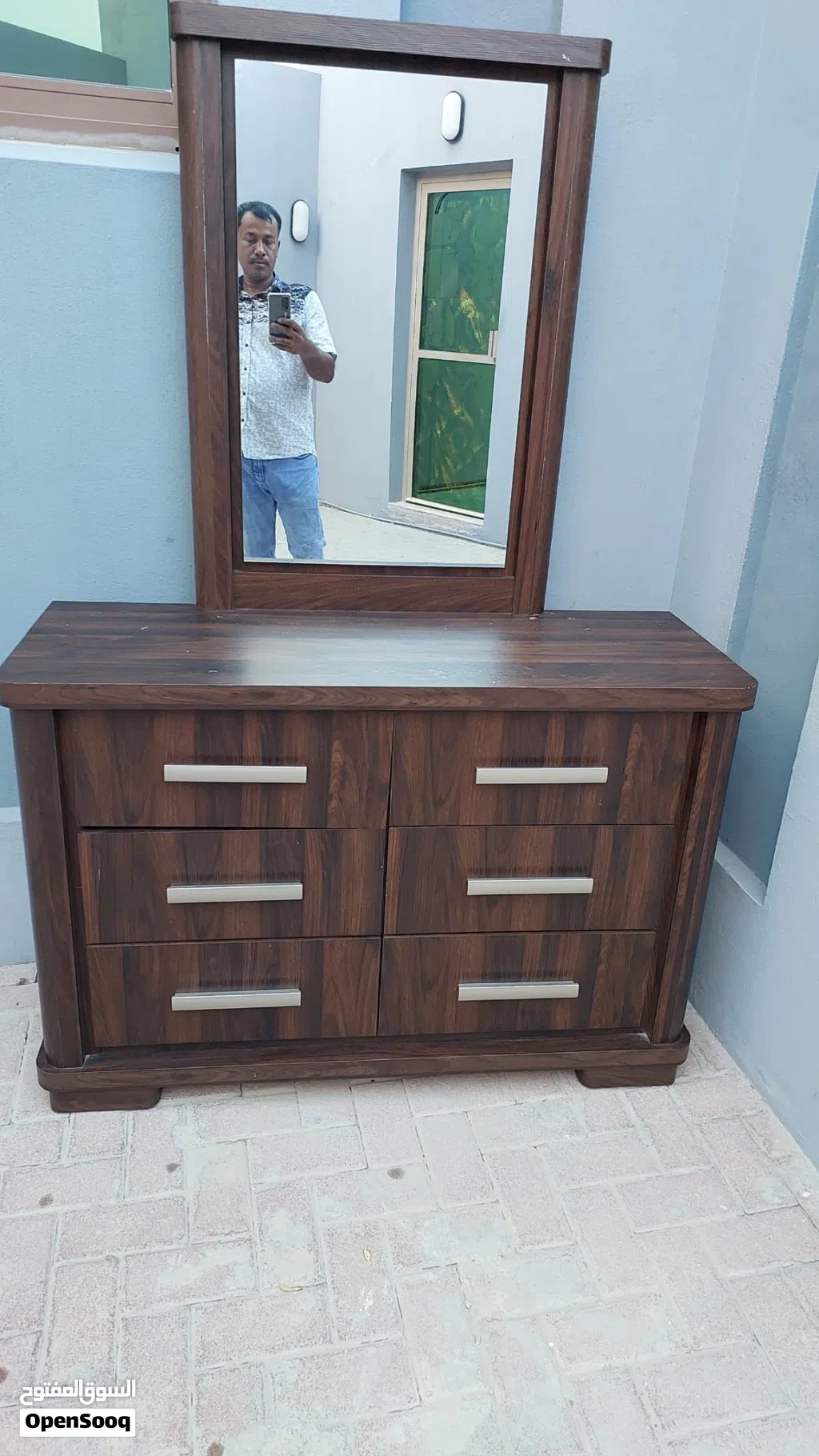 Brand New table, Just 15 BD, no scratches