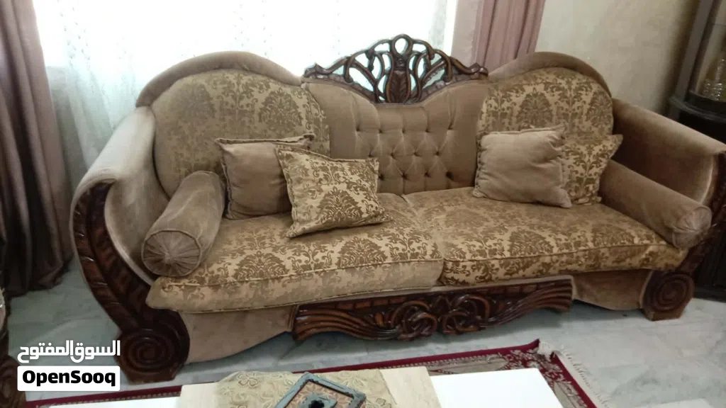 طقم كنب خشب زان وسويد مستعمل للبيع