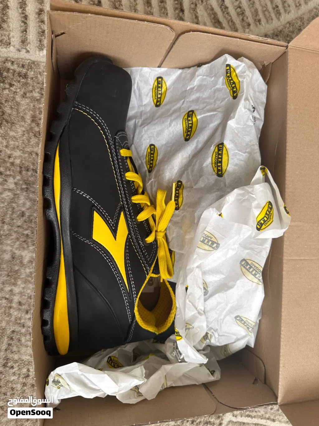 سيفتي ديادورا إيطالي أصلي Diadora Utility (جديد بالباكو) - مقاس 44