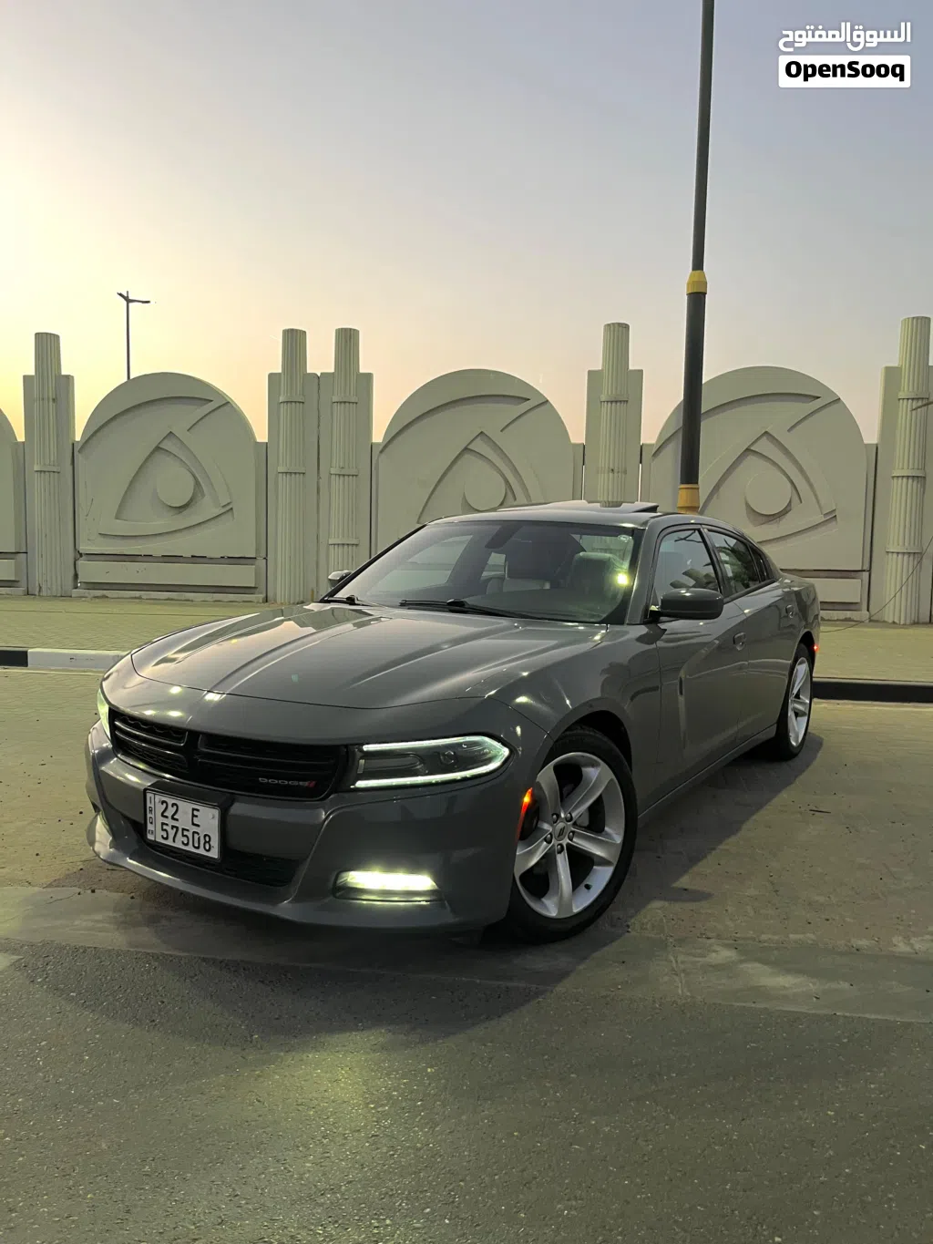 Dodge Charger SXT MID