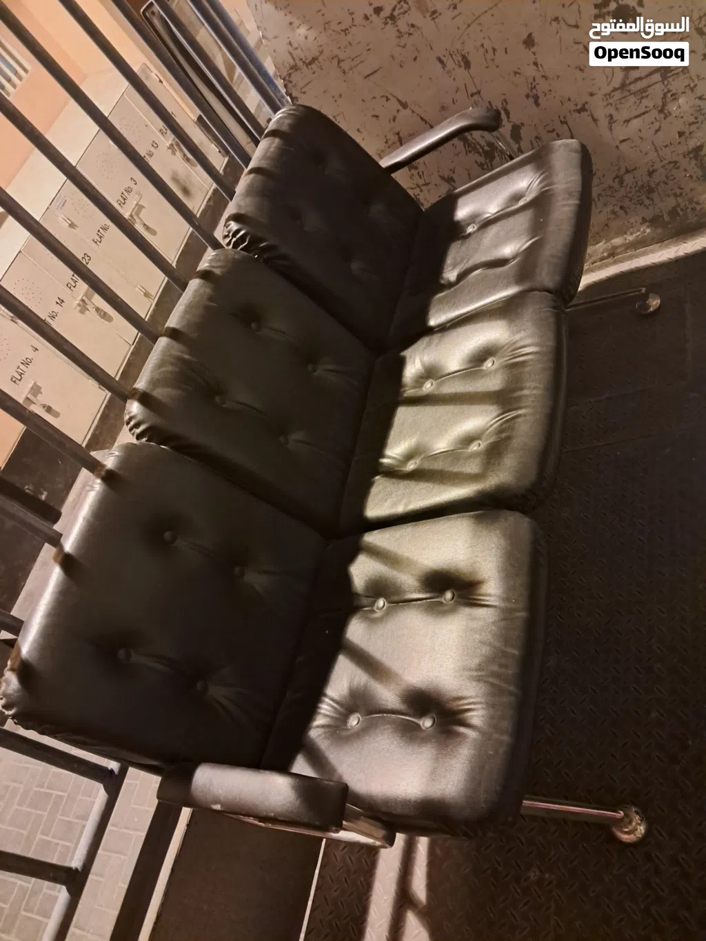 3 seater sofa 10 bd