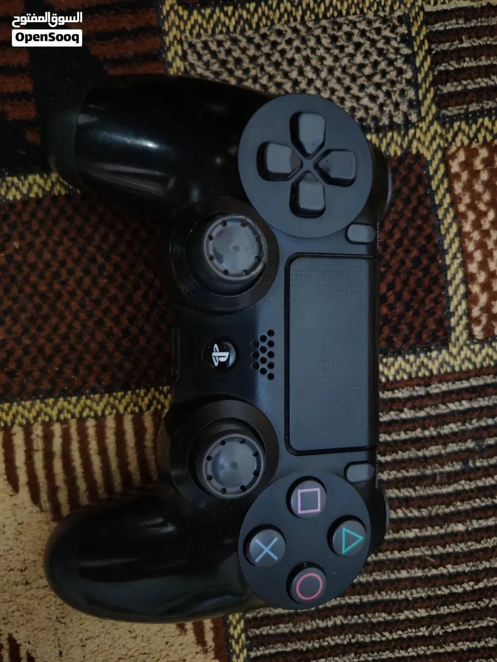 يد ps4 أصلية مستعملة نسخة جديدة مافيهاش اي مشاكل