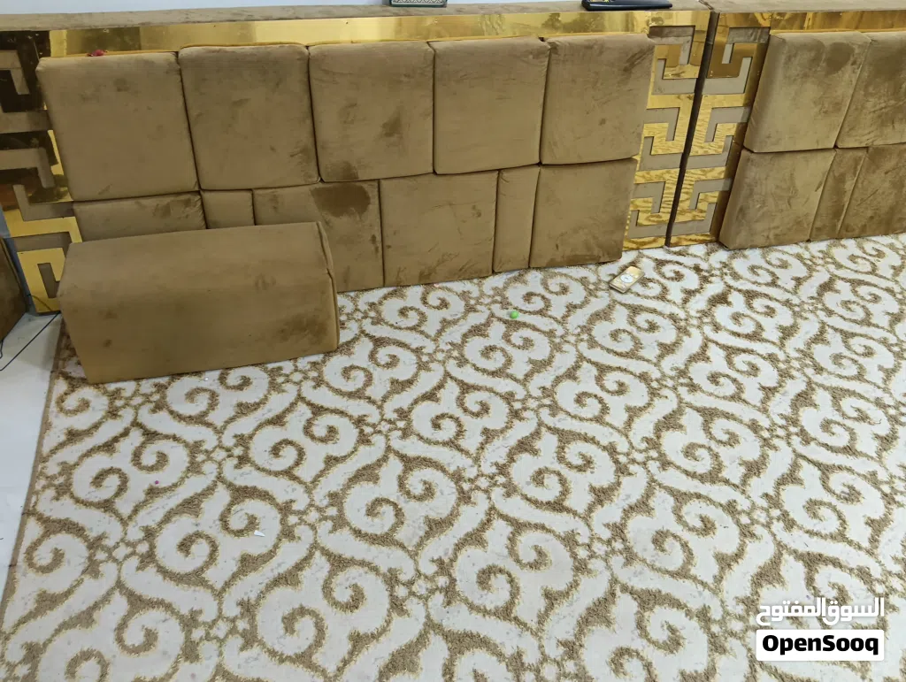 جلسة شبه جديدة مع الكروم