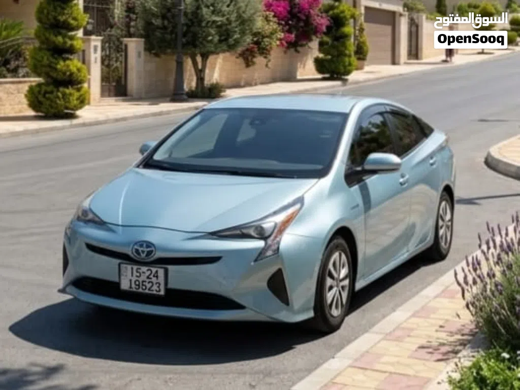 تويوتا بريوس Prius