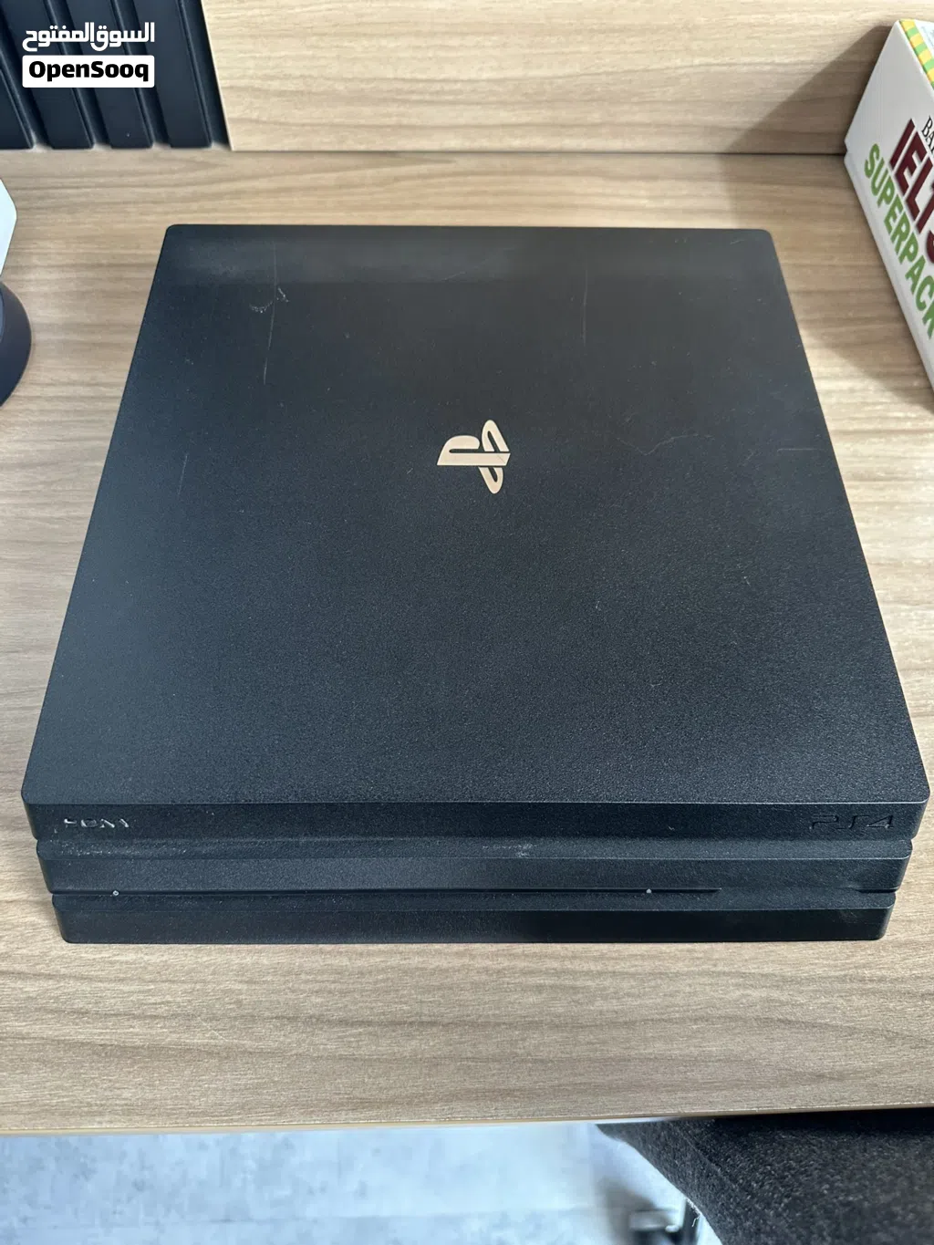 PlayStation 4 Pro - Great condition - Amman - Barley used