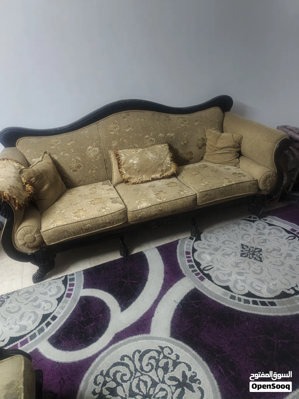 طقم كنب سبع مقاعد
