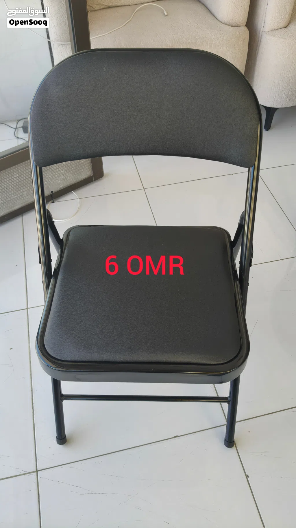 New chair available. All r not same degsin and not same price