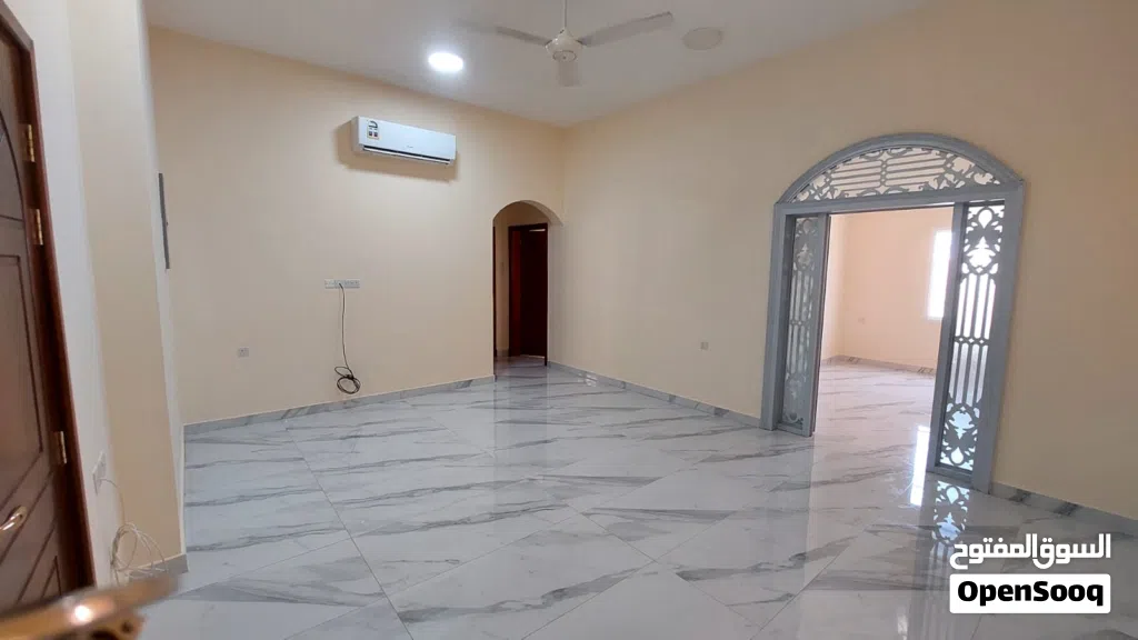شقق جديدة ونظيفة بحلة الصبارة