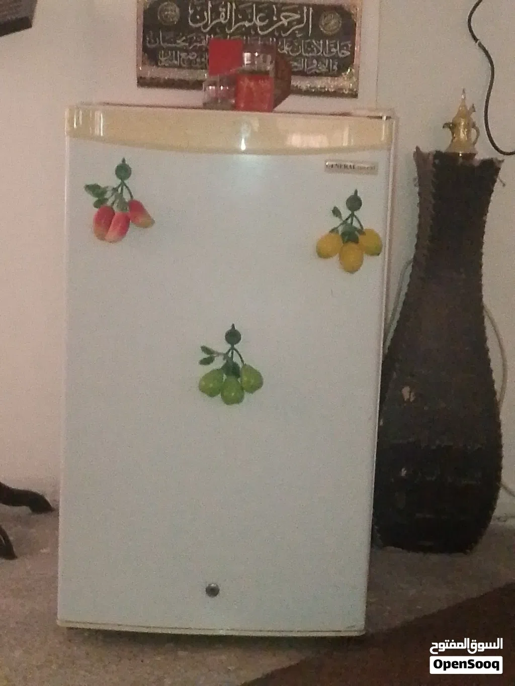 ثلاجه للبيع جديده بسعر طري