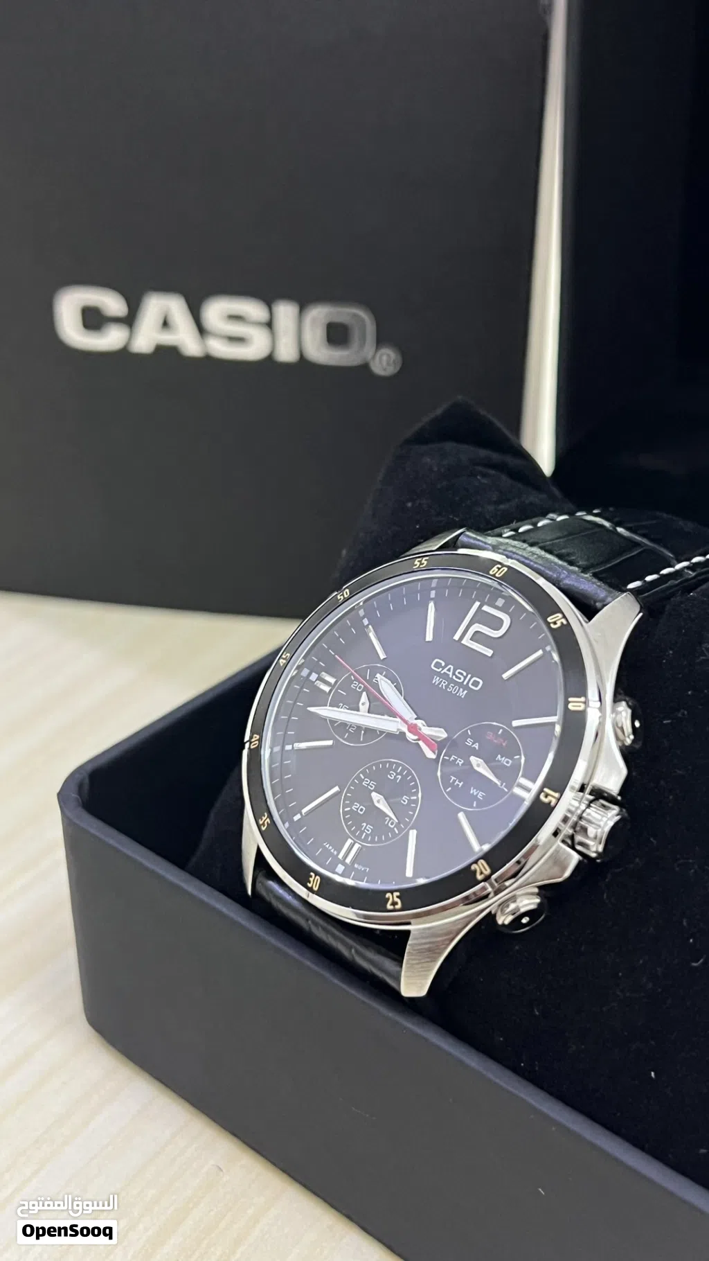 ساعة كاسيو (casio) أصلية مع الملحقات