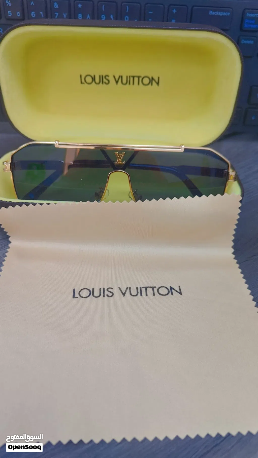 Louis Vuitton sun glass