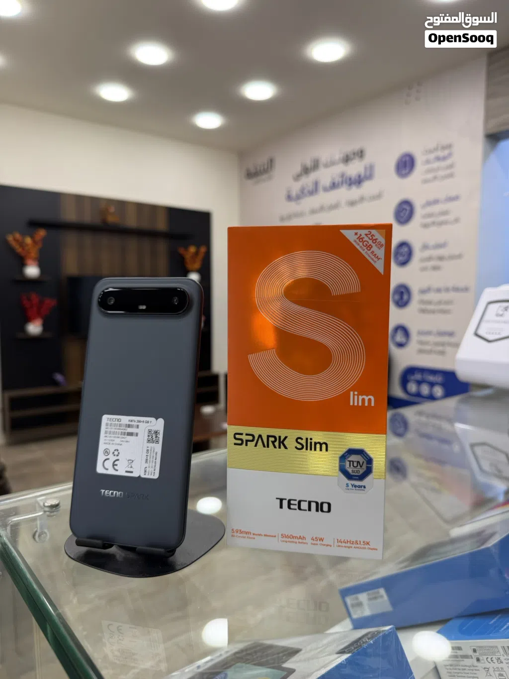 للبيع Tecno Spark Slim 8GB RAM / 256GB