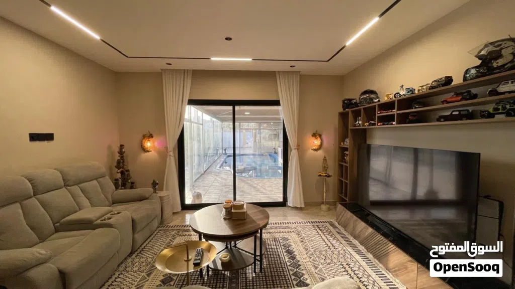 Annual Villa for Rent with Elegant Furnishings in a Prime Location in Al Khoud