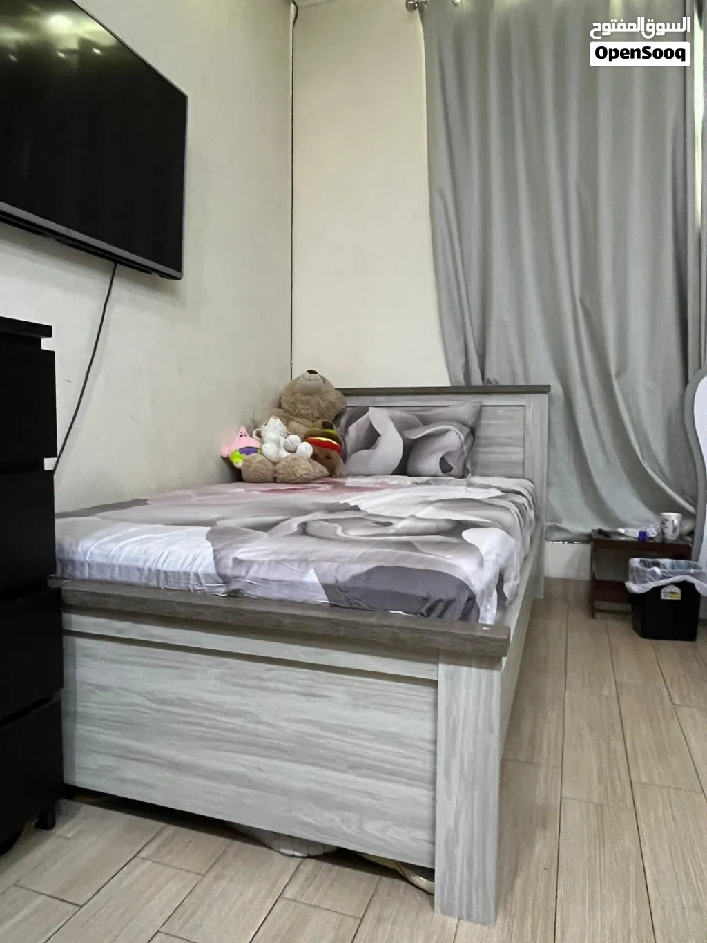 Grey bed frame (without mattress