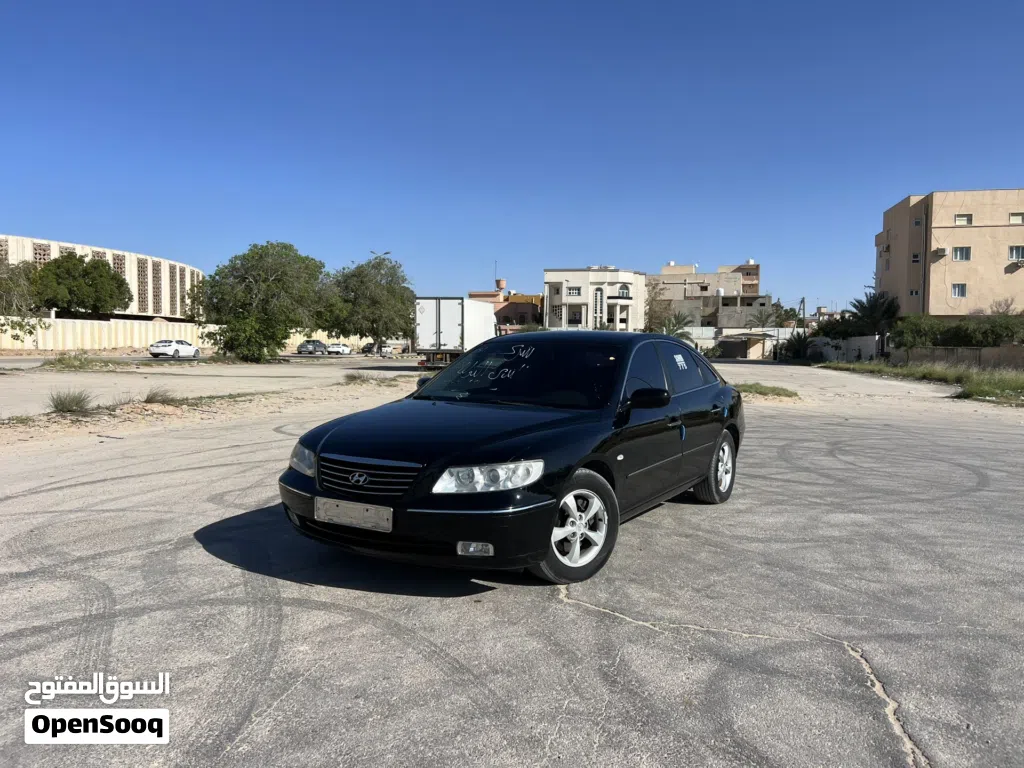 Hyundai Azera Standard