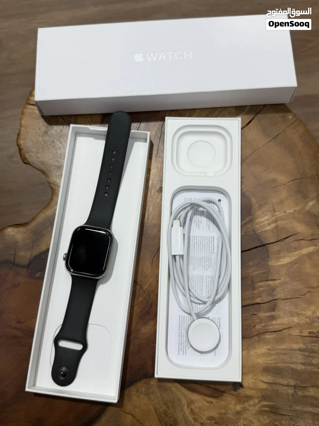 ساعة ابل سيريس 11 مقاس 46MM مستعملة نظيفة جداً بدون خدوش مع ضمان