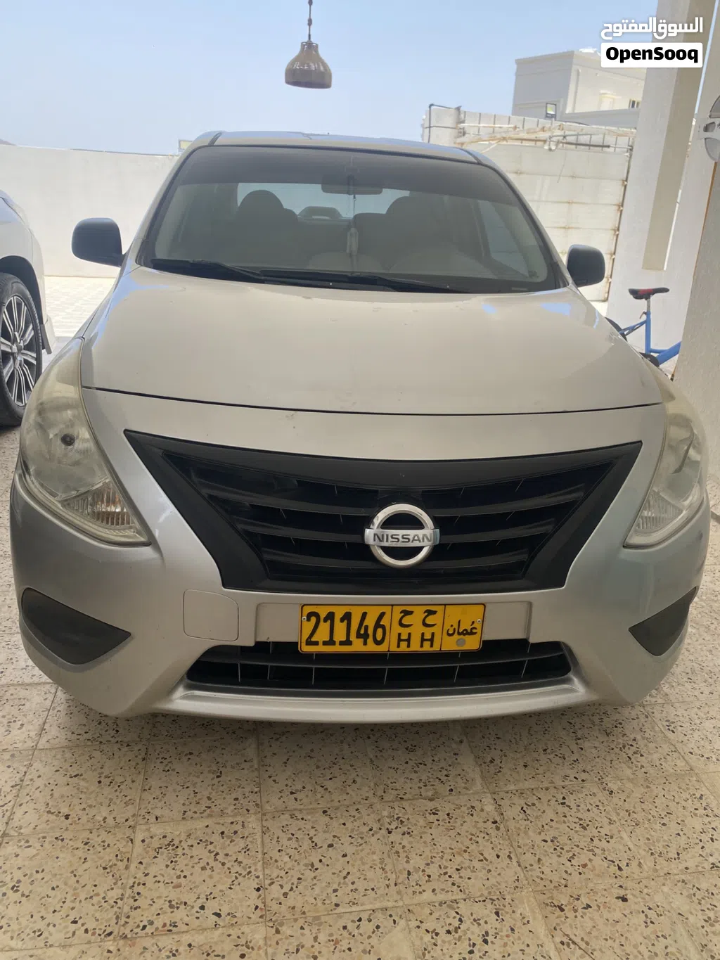 Nissan Sunny Standard