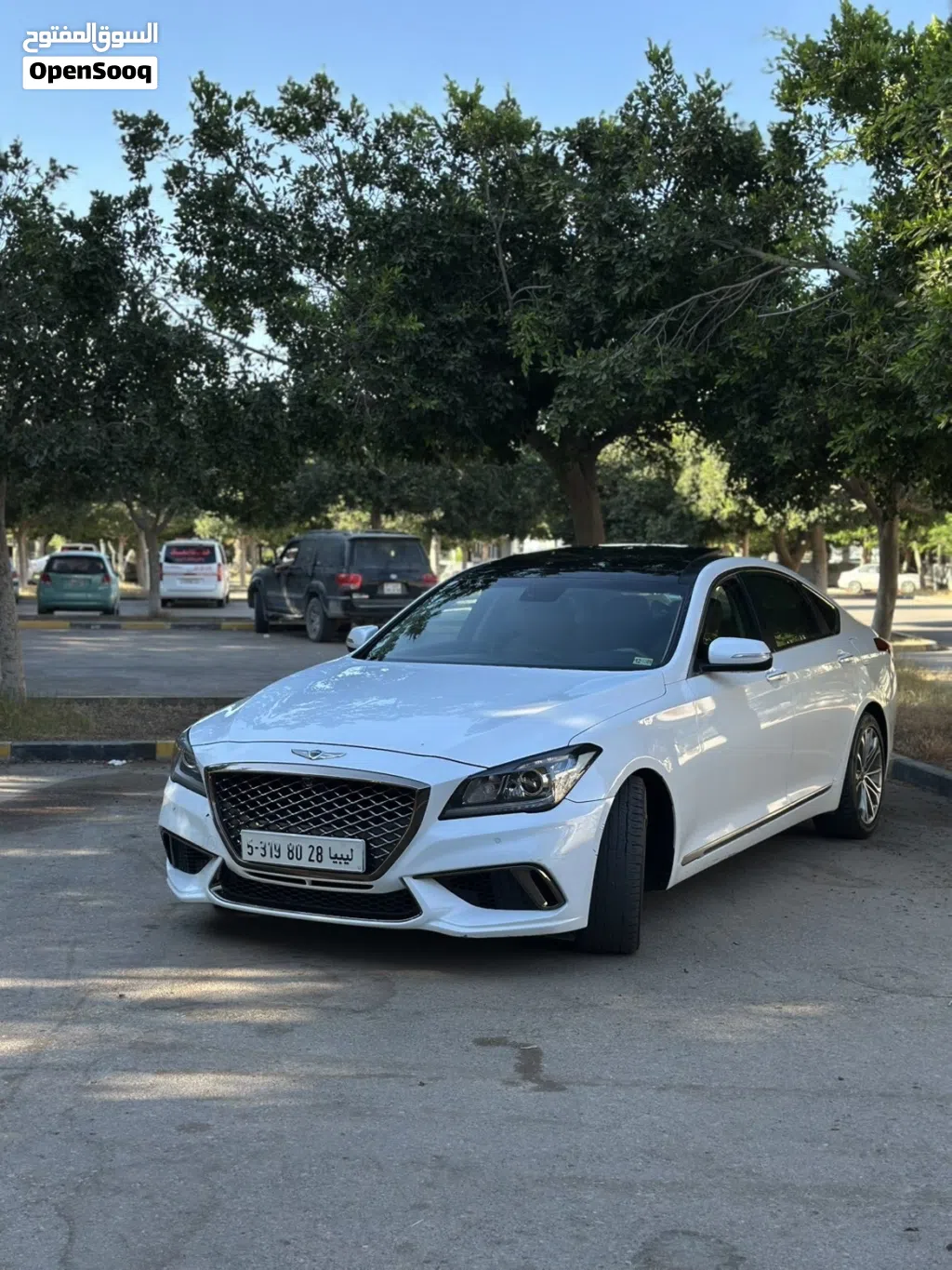 جينيسيس G80