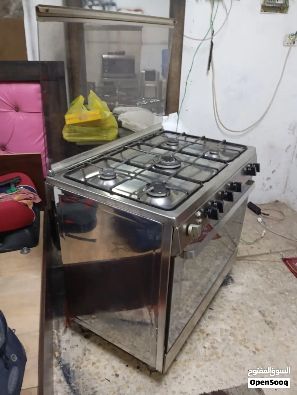 فرن تكنو غاز ايطالي بوضع الوكاله