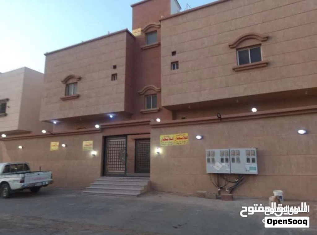 شقق عمارة للايجار آو الاستثمار عوائل آو شركات رابغ حي المرجانية