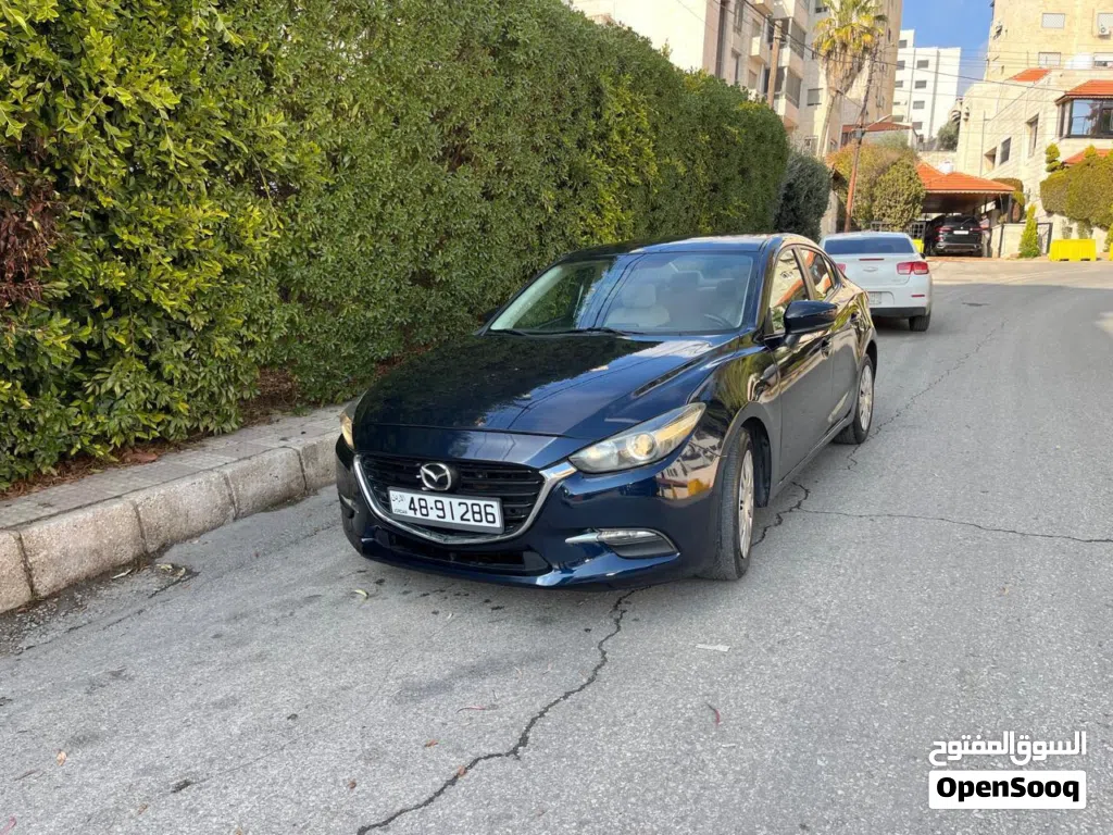 Mazda 3 Standard