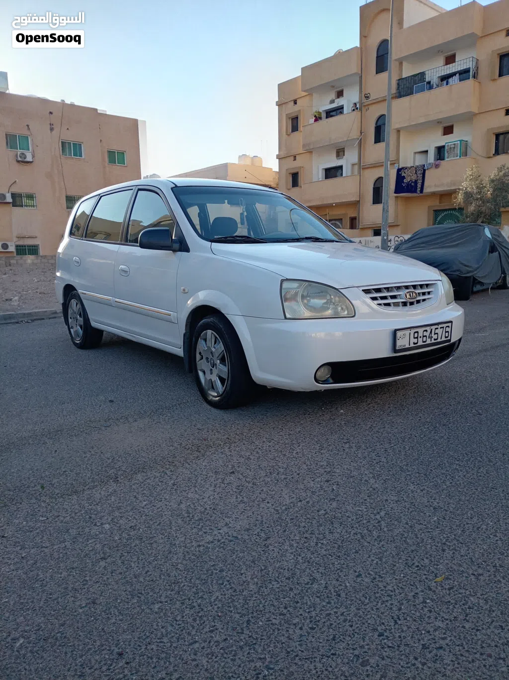 Kia Carens Luxury