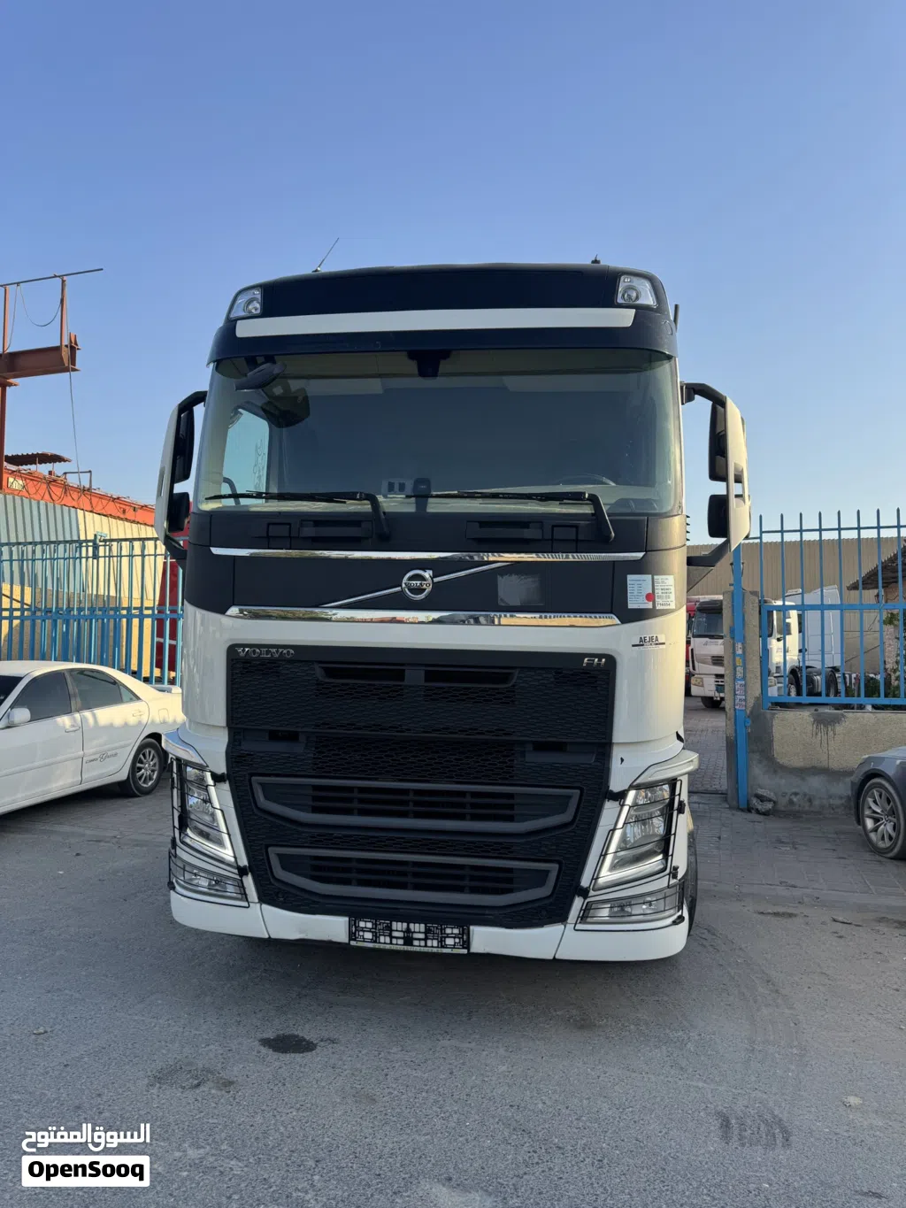 VOLVO 2015 6x4