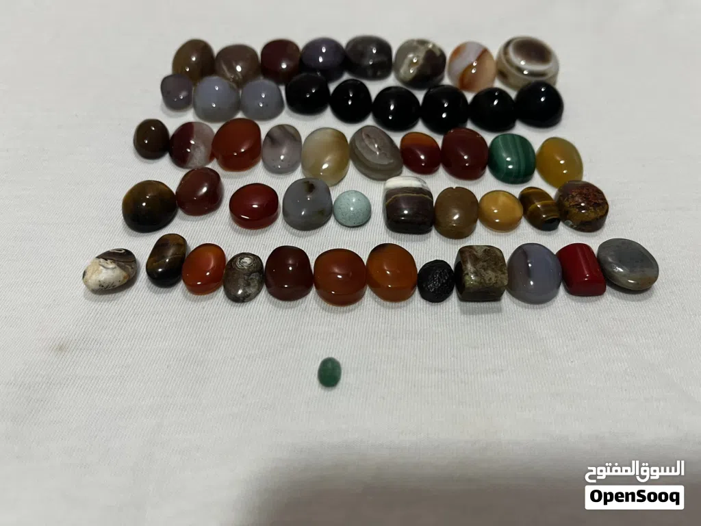 احجار كريمه