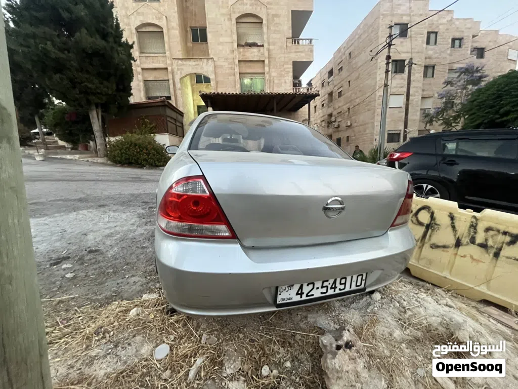 Nissan Sunny SL