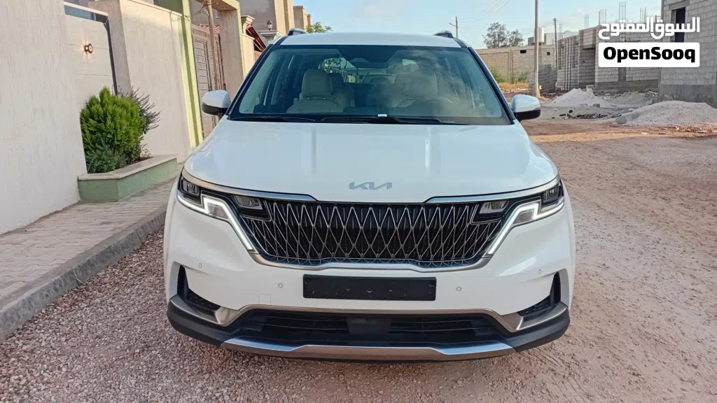 كيا كارنيفال MPV EX