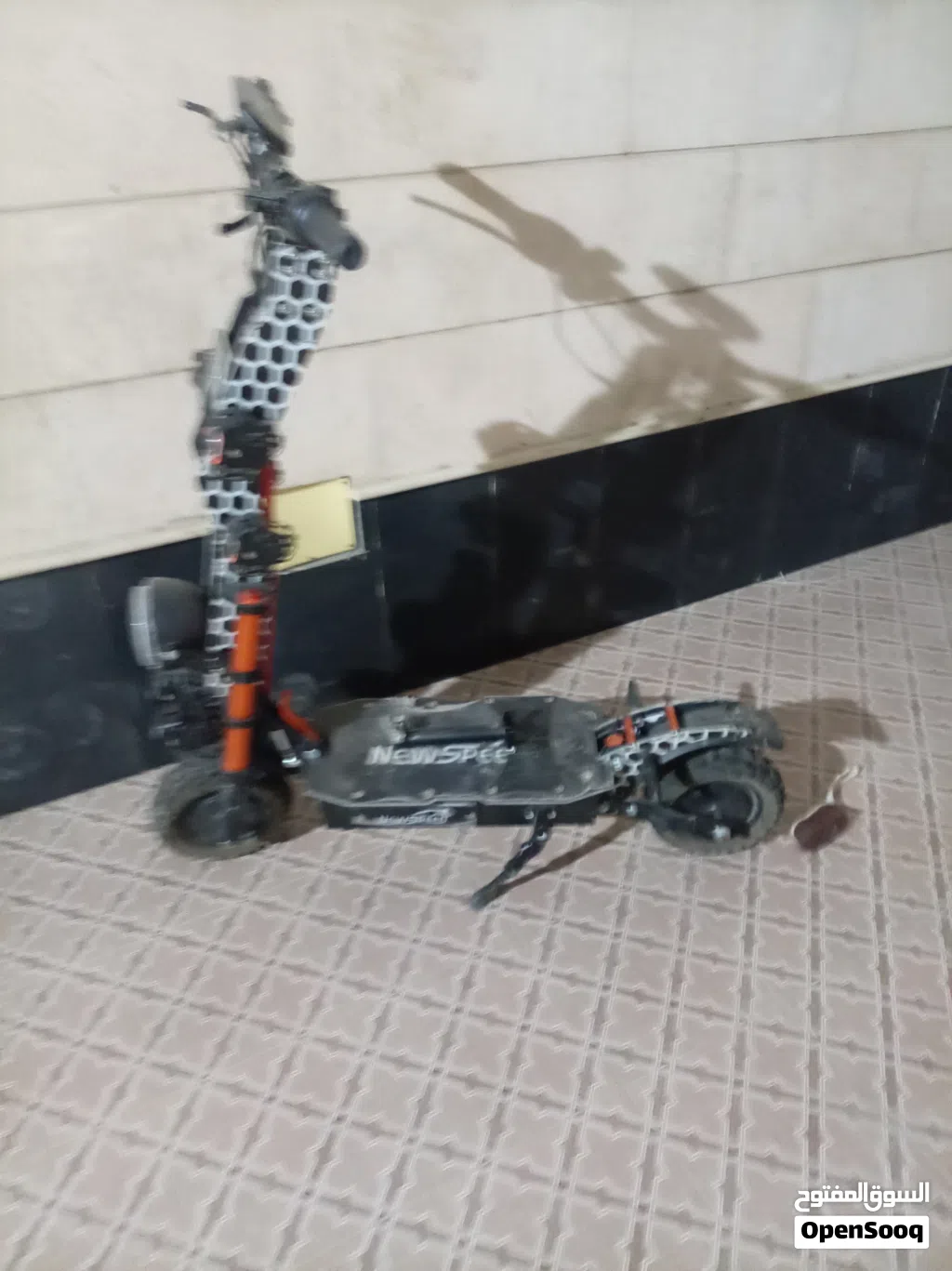 اسكوتر العملاق