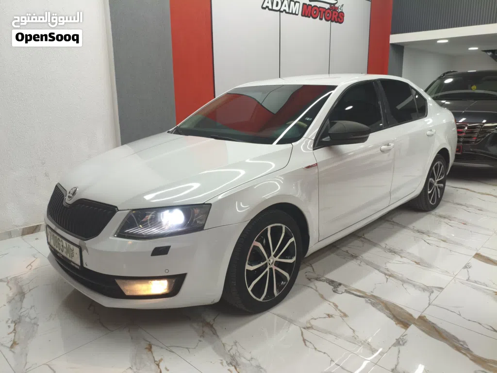 سكودا اوكتافيا Standard