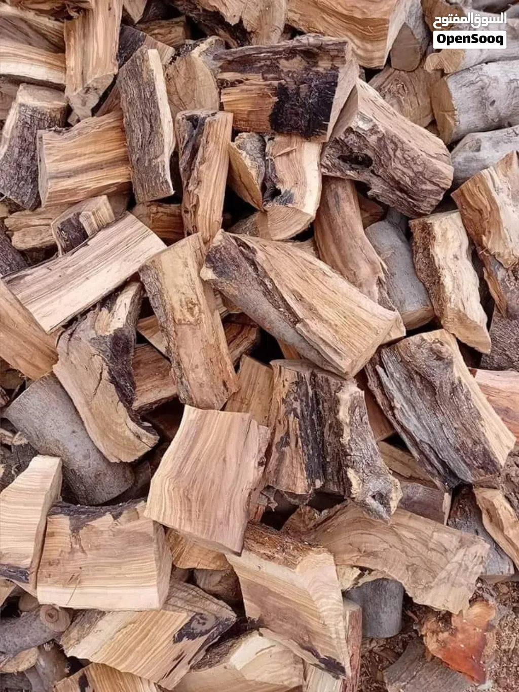 جميع انواع الحطب ناشف وقص الشجار عالي وشراء جميع الحطب