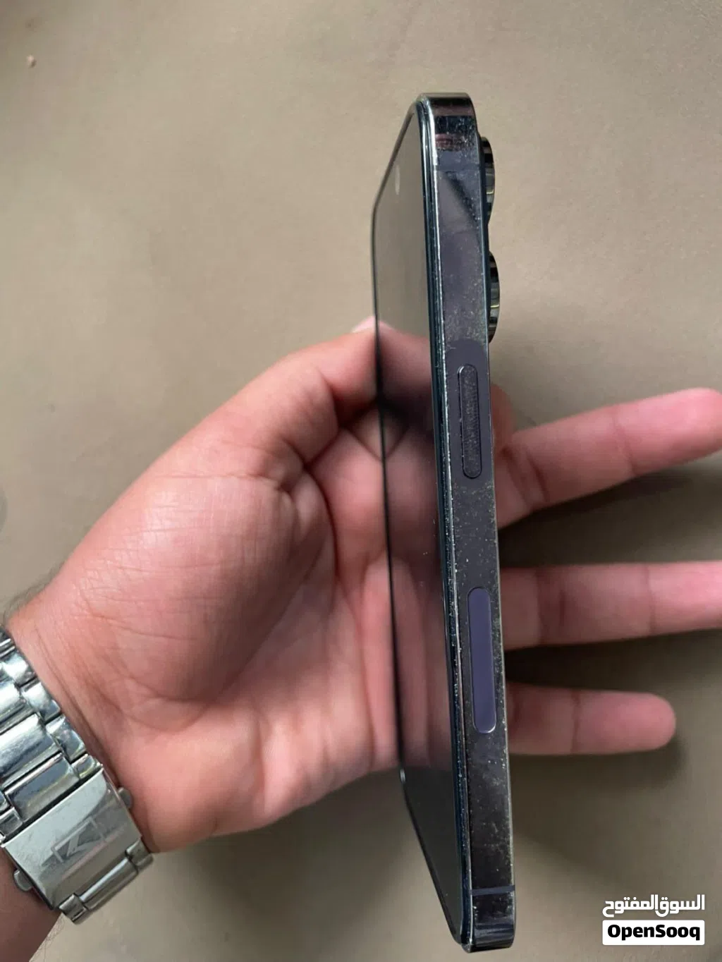 مطلوب ايفون 13 برو يكون سعره من 2500 الي 2900 حوال