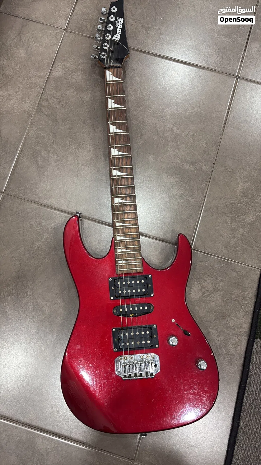 جيتار إلكتروني مع أمبليفاير للبيعguitar