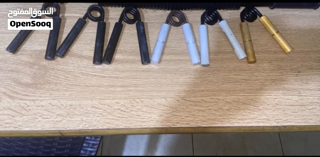 Hand grips