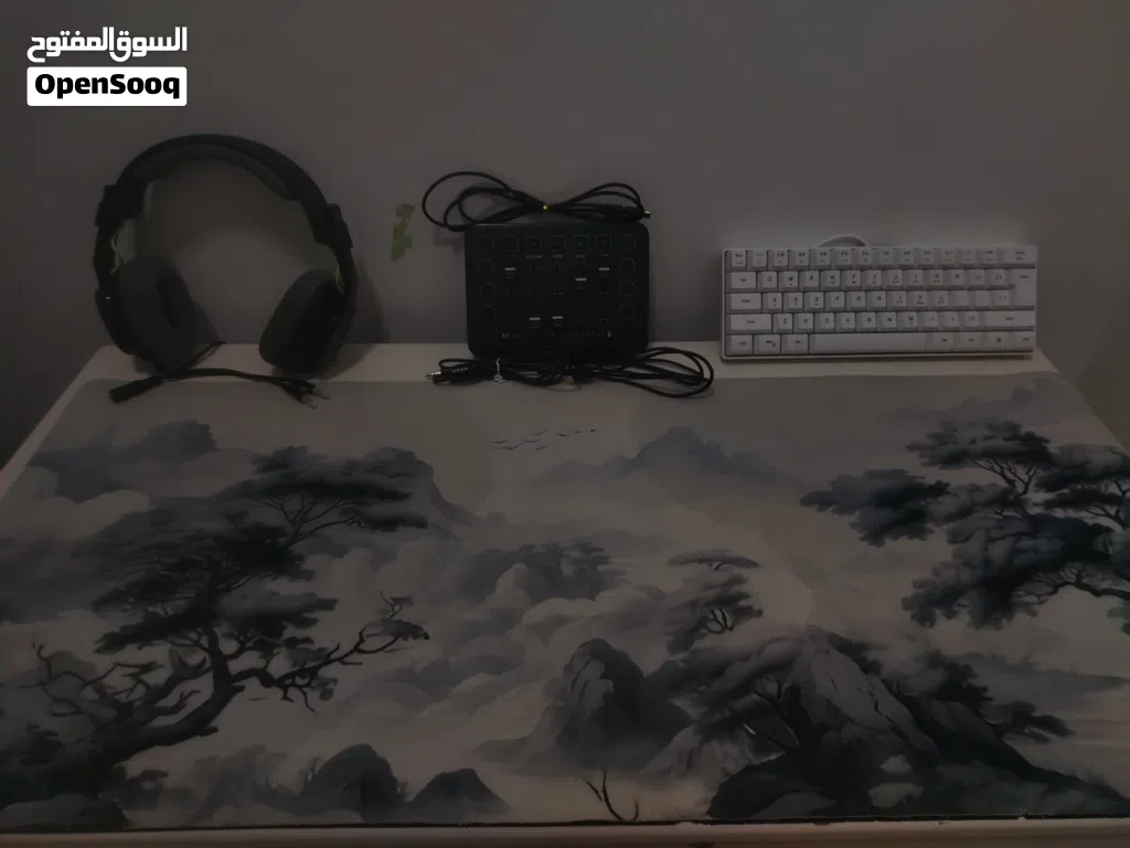 للبيع بوكس للقيمر (الوصف مهم جدا لتعرف بعض التفاصيل)