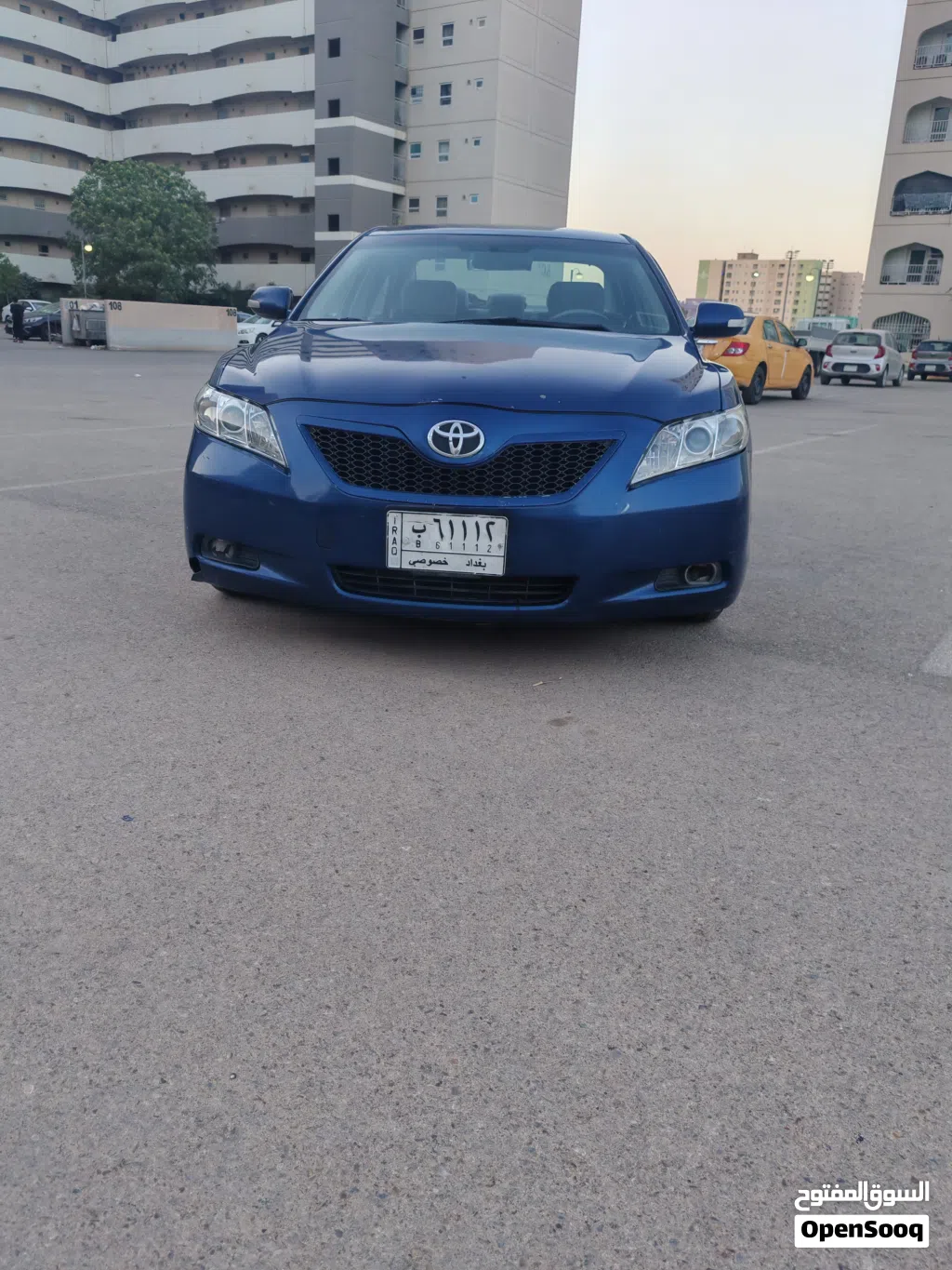 تويوتا كامري LE