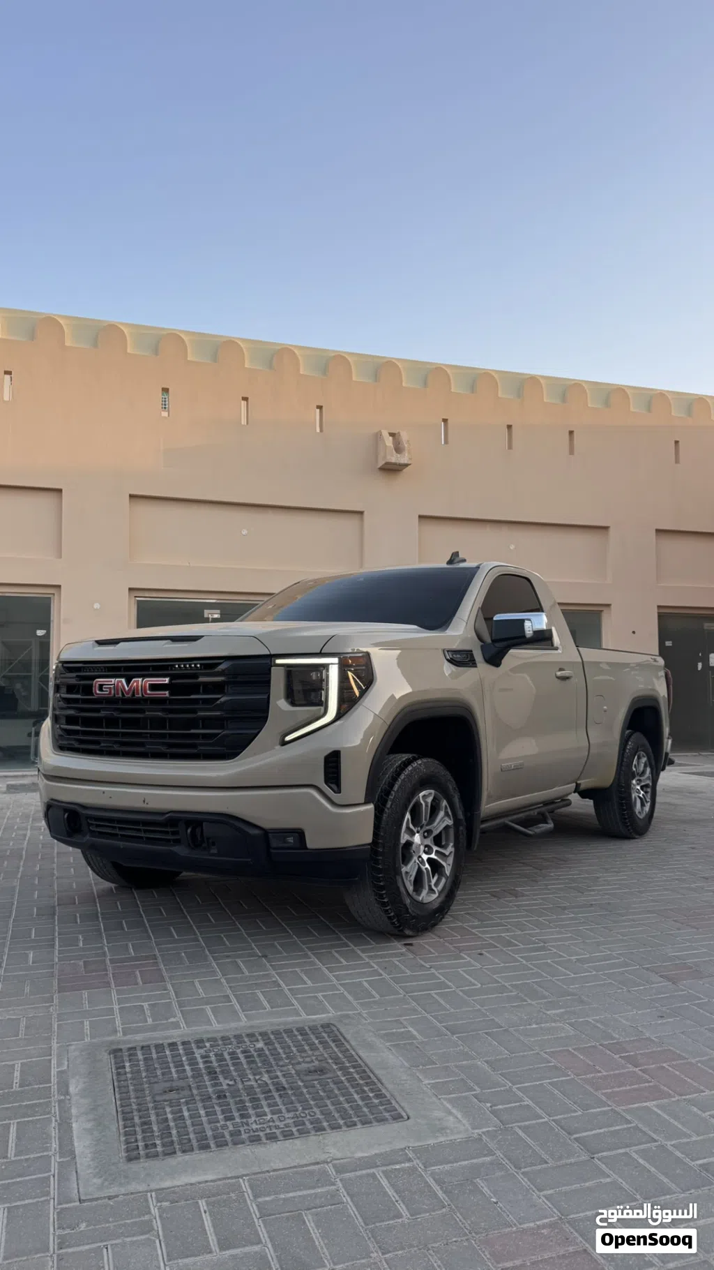 GMC Sierra Standard