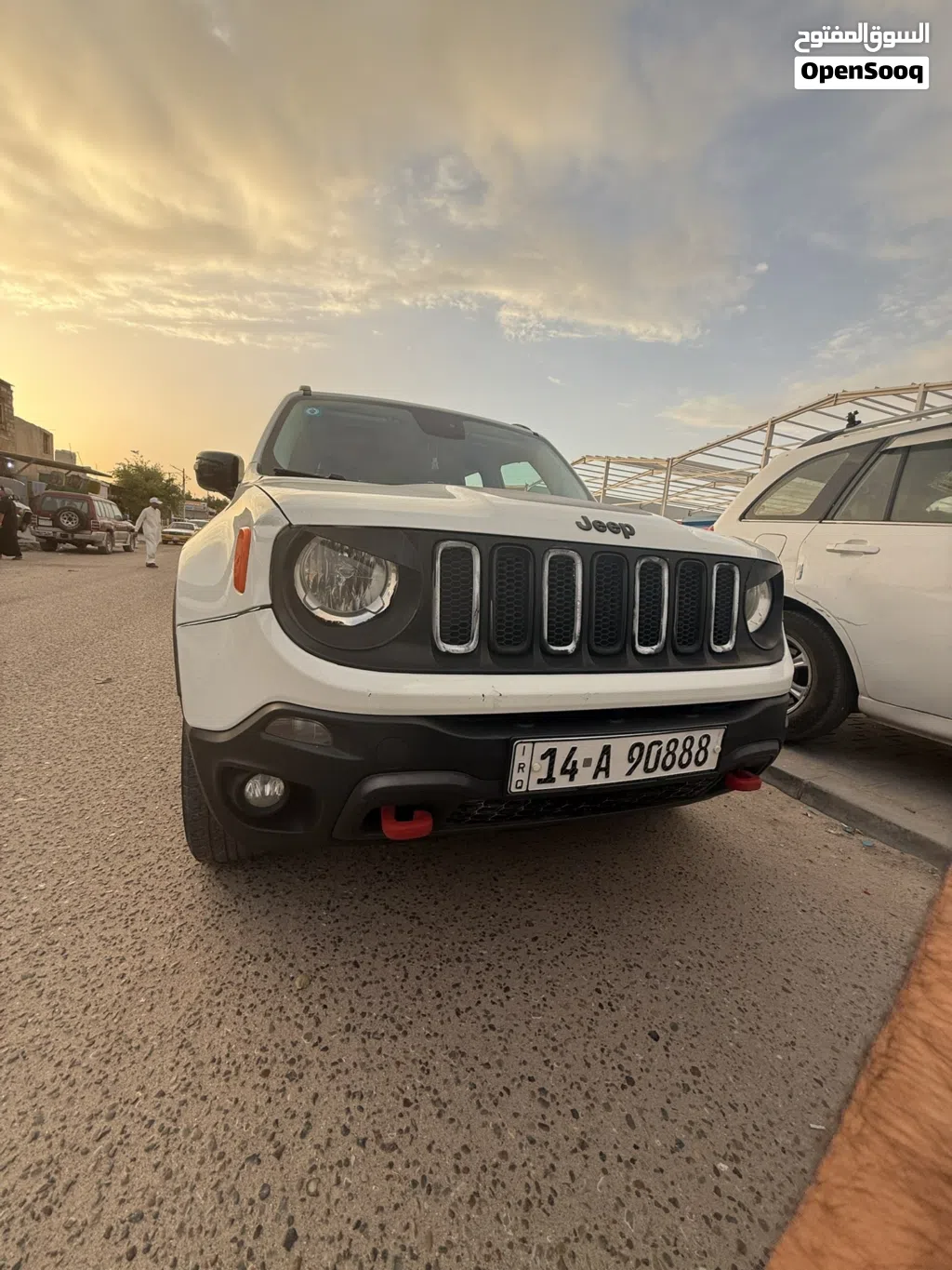 جيب رينيجادى Trailhawk