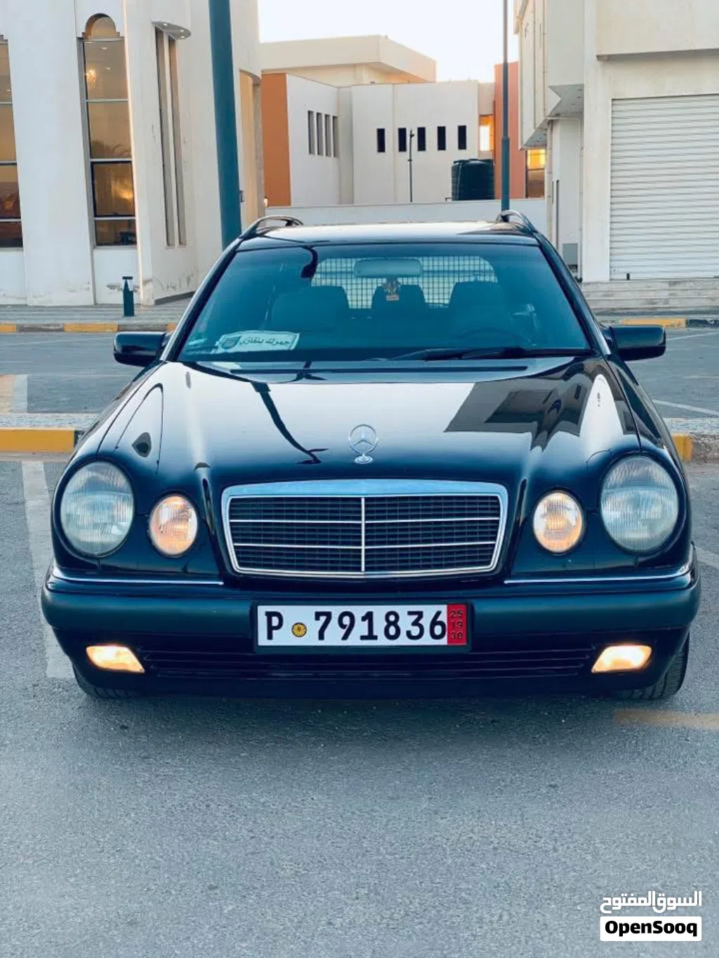 Mercedes Benz E-Class E 200
