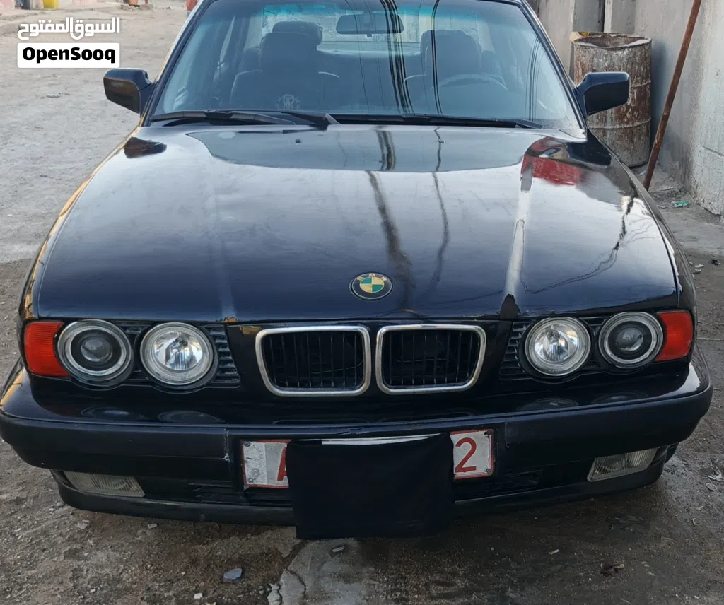 بیئەمدابلیو 5 سیریس 525