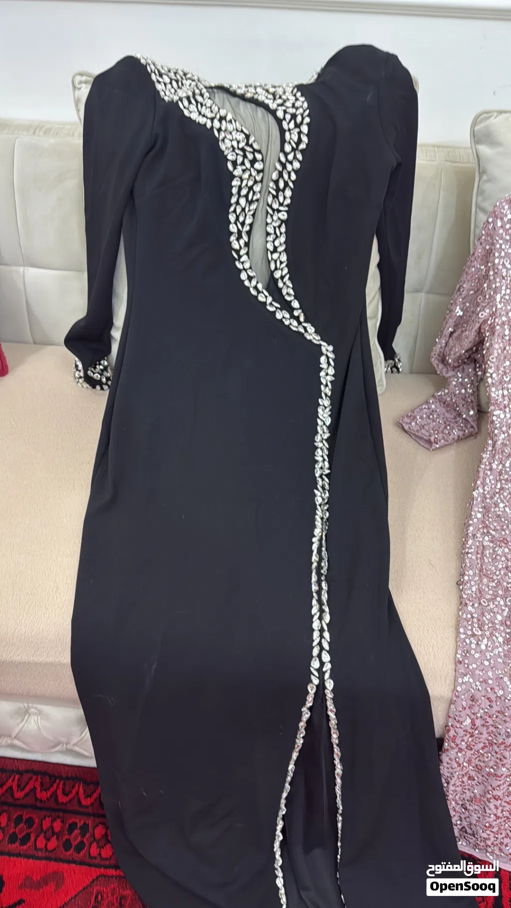 فساتين استعمال كم ساعه