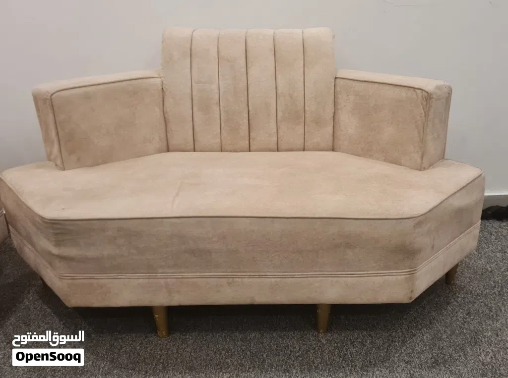 2 SEATER SOFA