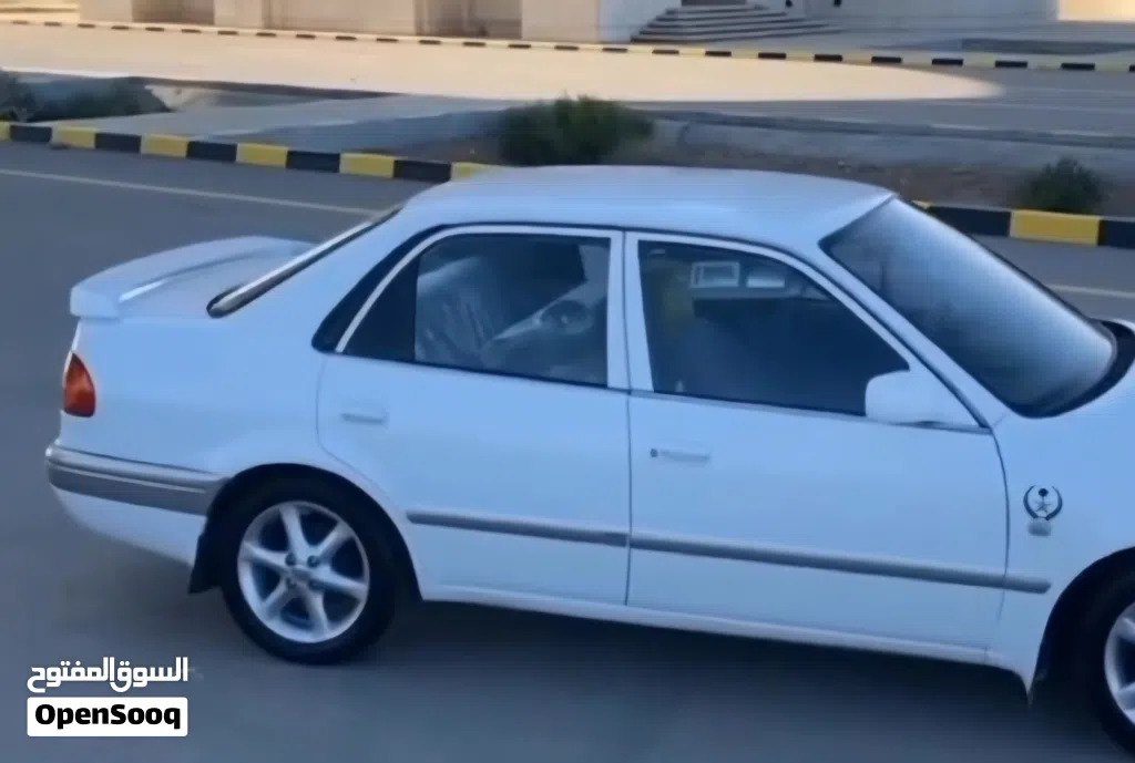 تويوتا كورولا XLI