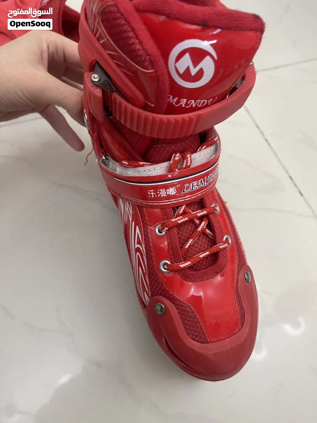 LEMANDU Adjustable Roller Skates - Size 38-42 (Excellent Condition)
