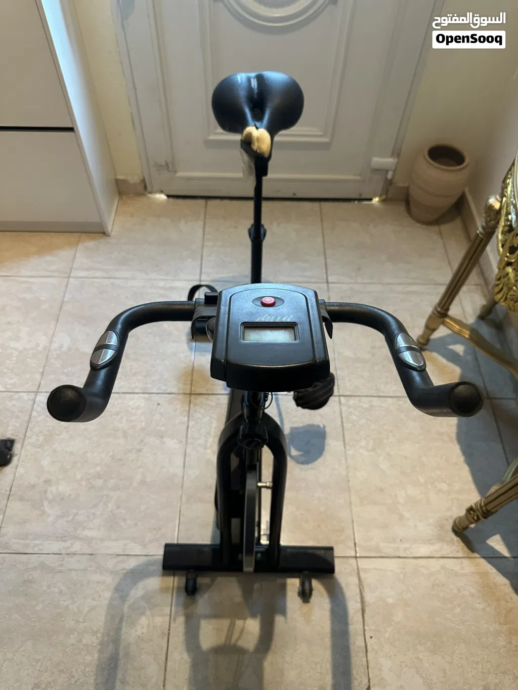 دراجة رياضية منزلية (Exercise Bike) بحالة جيدة للبيع