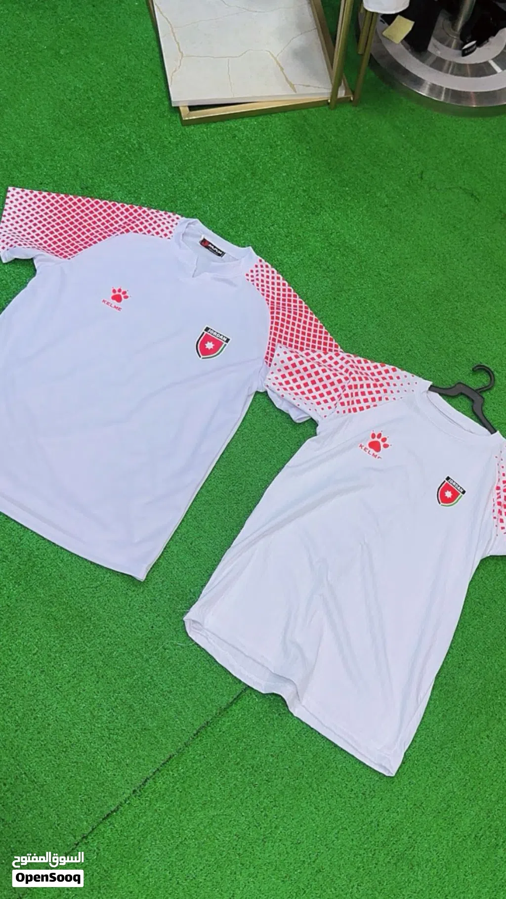 موجود عندي كرل المنتخب كاس 2026 عندي كميه للمليون موجود عندي جمله وعندي مفرق اسود وابيض واحمر