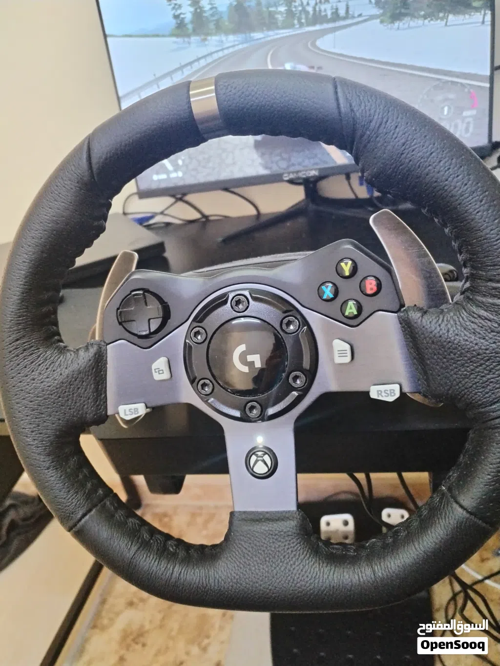 Logitech G920 racing wheel and pedals عجلة القيادة مع دواسات