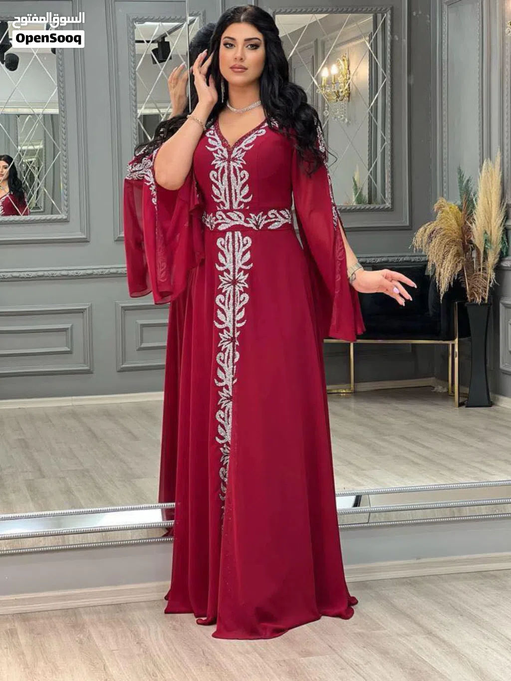 فستان سهرة بسعر 350 فقط